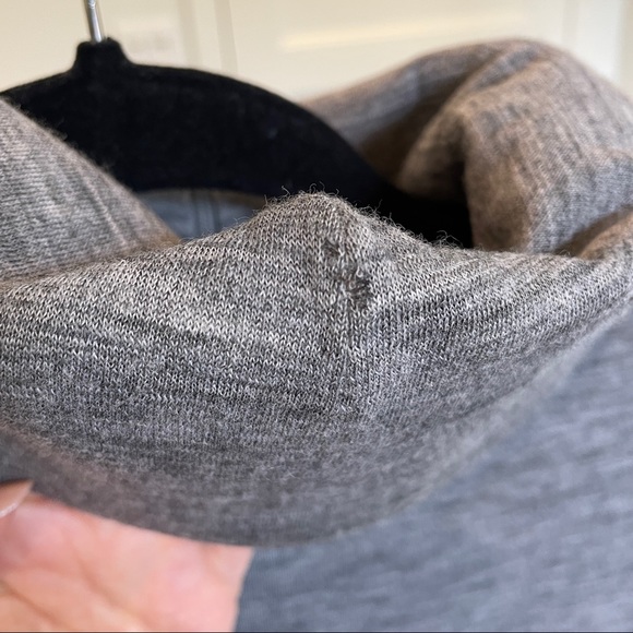 Maison Martin Margiela Turtleneck top with shoulder pads size Small. - Picture 5 of 8